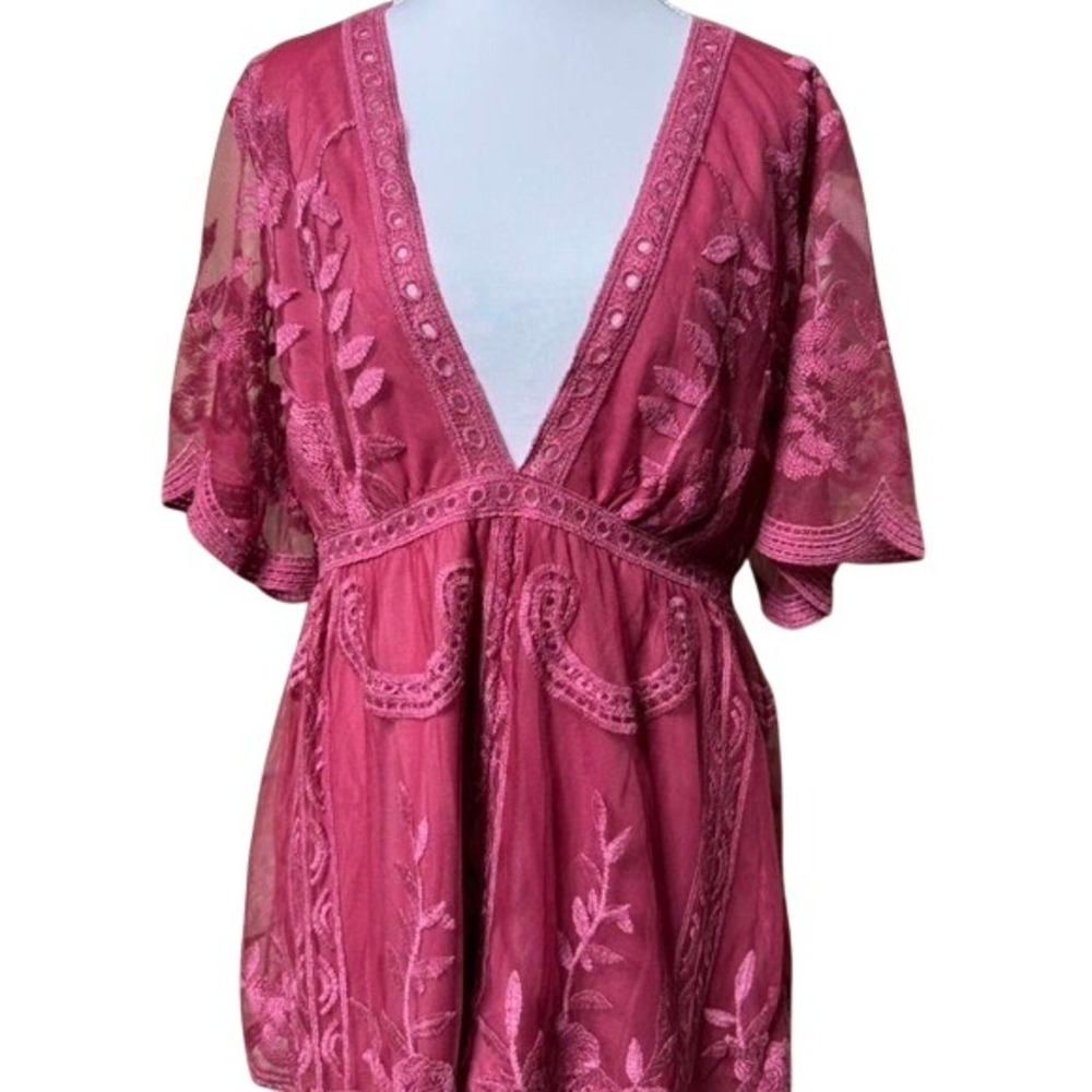 Wild Honey Boho Chic Floral Embroidered Mesh Mini Dress Pink Large